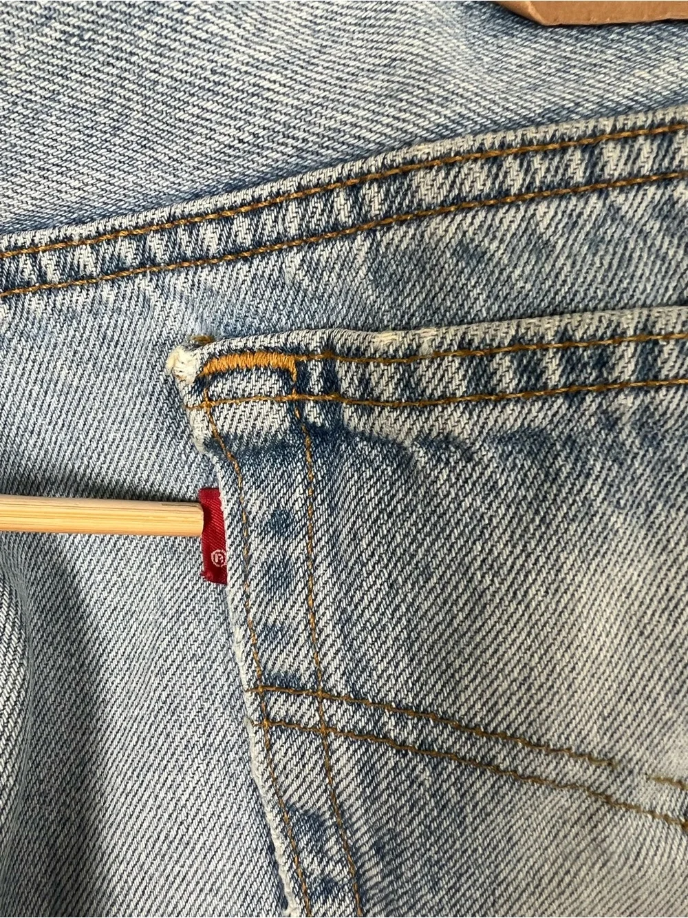 Vintage 1994 Levi’s 501 Jeans Made in USA Button Fly Light Wash Straight Leg 36